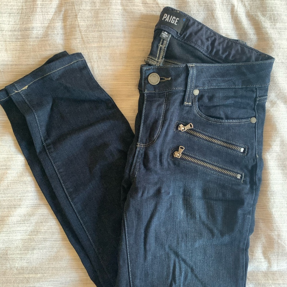 Indigo wash Paige skinny jeans w zipper accents